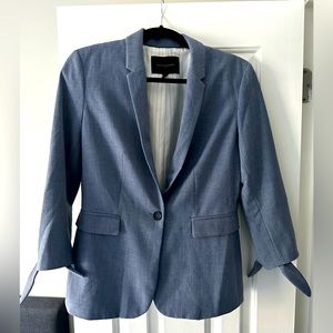 Banana republic, size 4, grey/ blue women’s jacket with tie sleeves